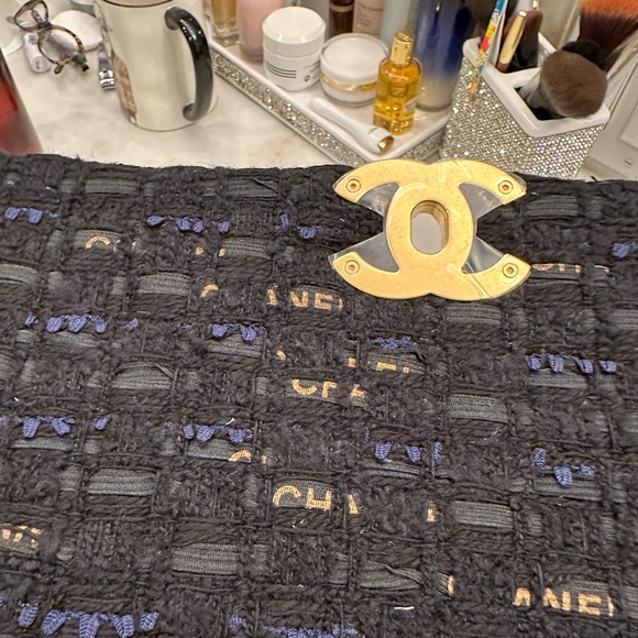 Chanel 19 bag - Picture 5 of 10